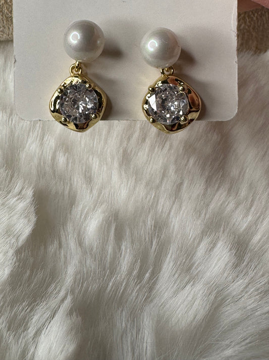 Bridal Crystal & Pearl Studs