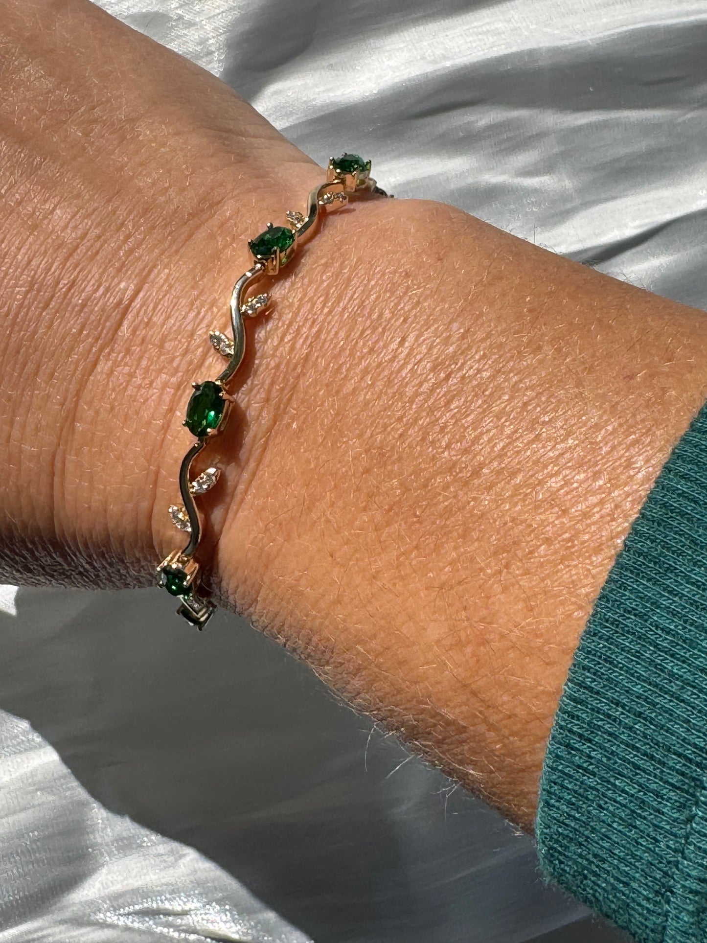 Elegant Emerald 14KT Bracelet