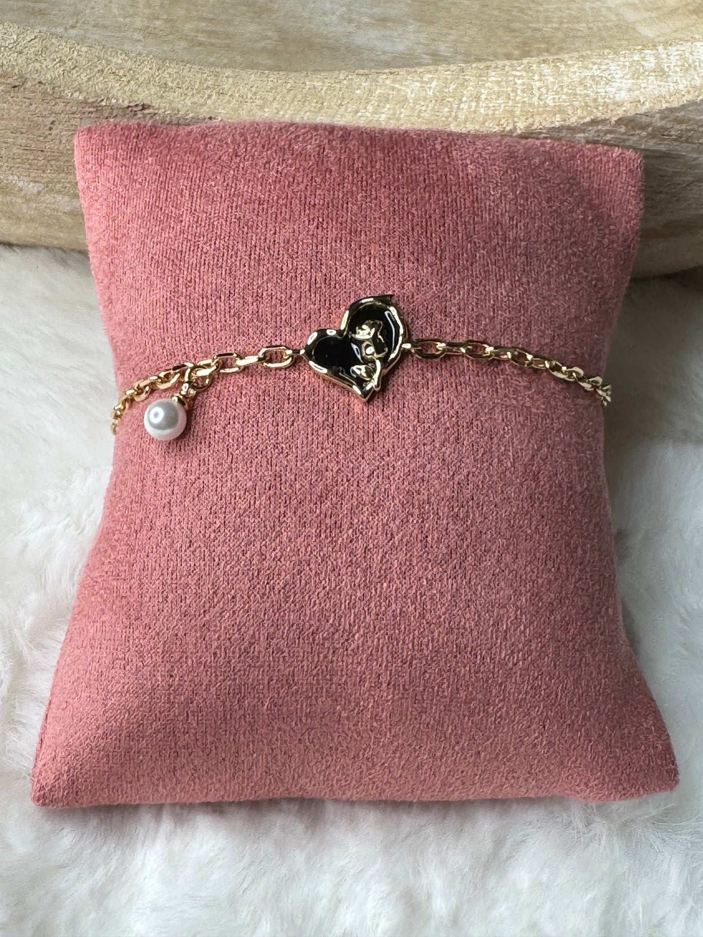 Simplicity Heart Bracelet