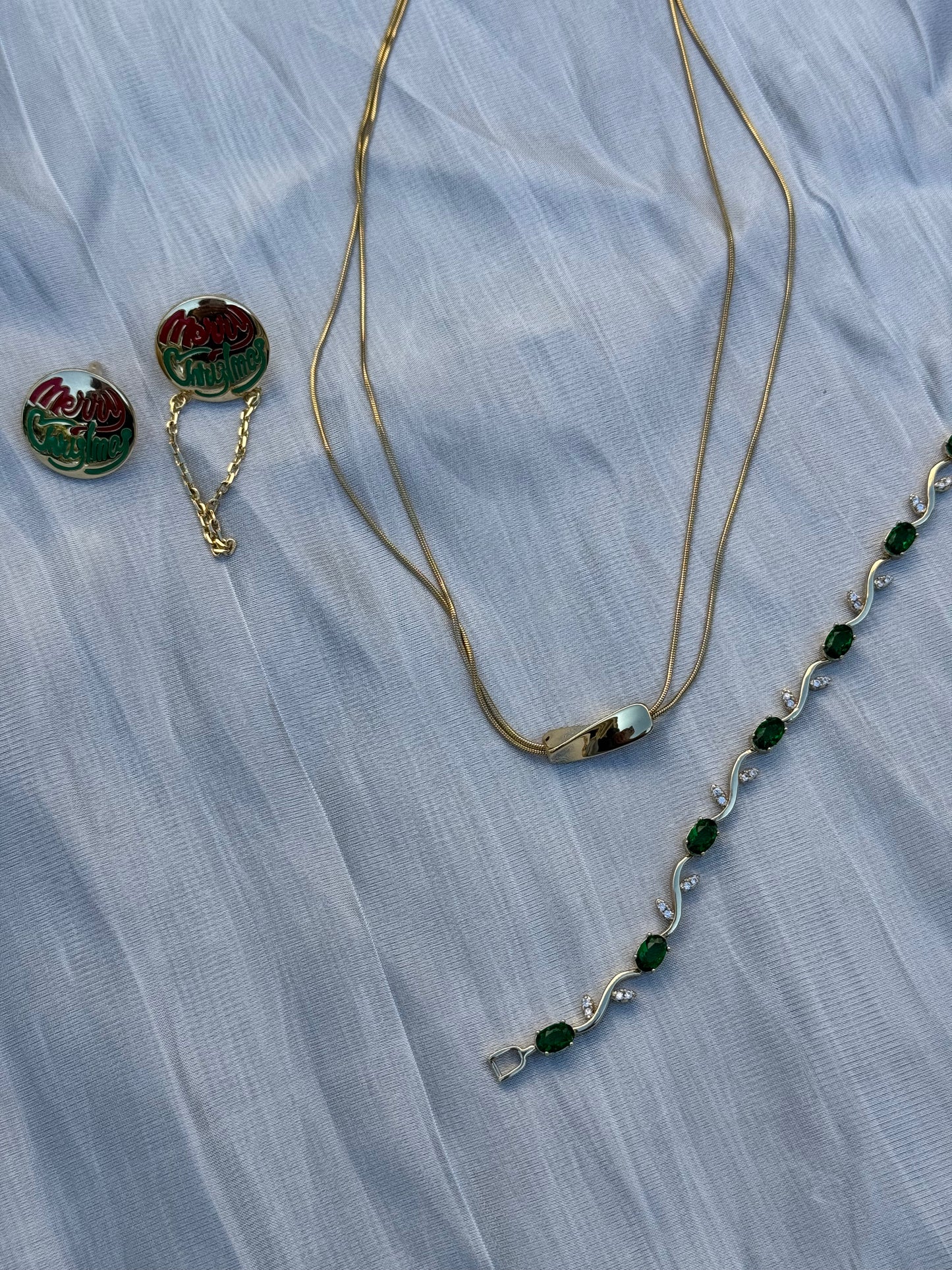 Elegant Emerald 14KT Bracelet