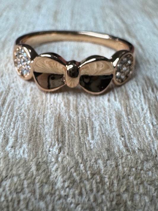 Sparkling Bow RG Ring
