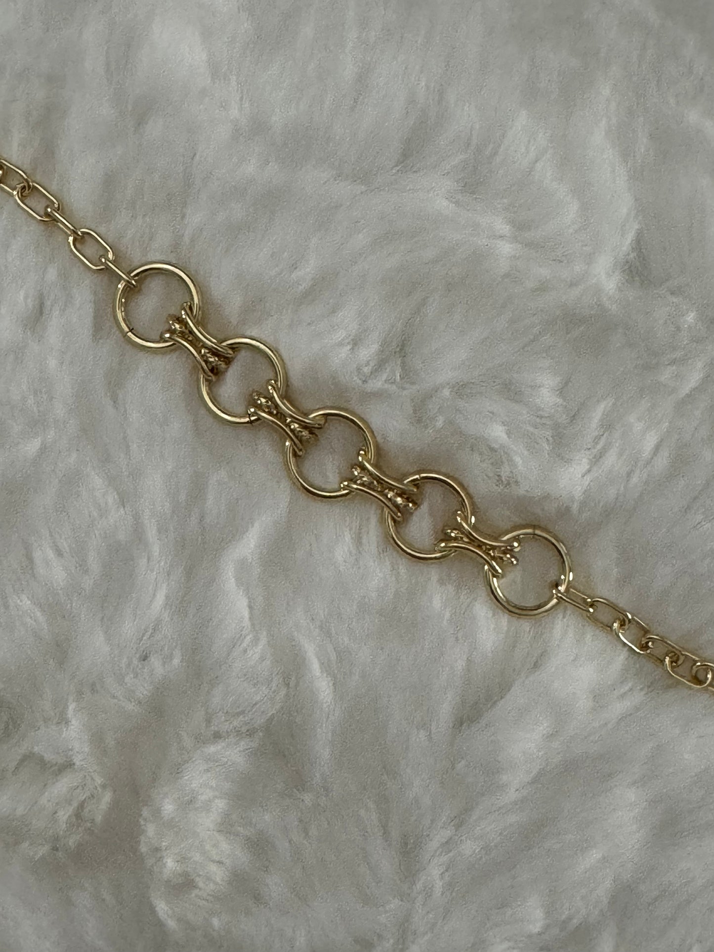 Circled Link Gold Bracelet