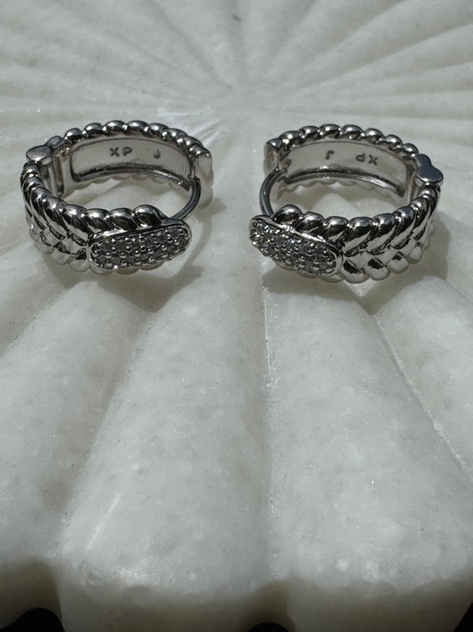 Threefold Cord Huggies