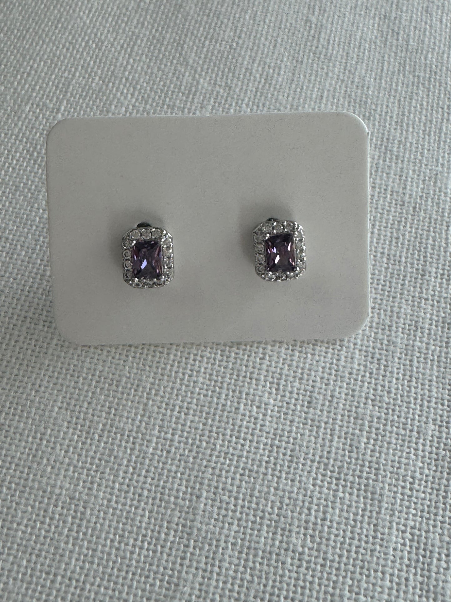 Halo Stud