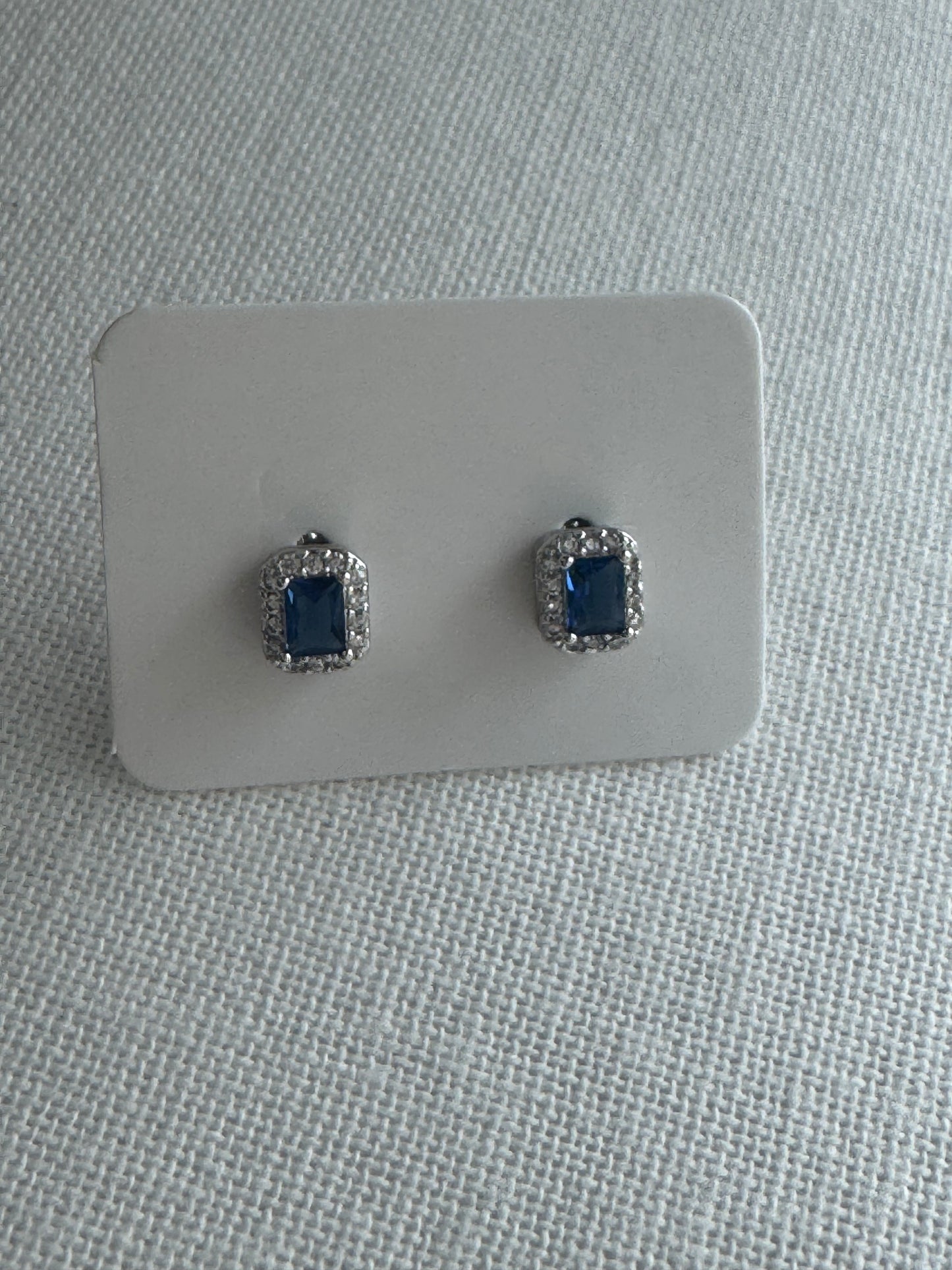 Halo Stud